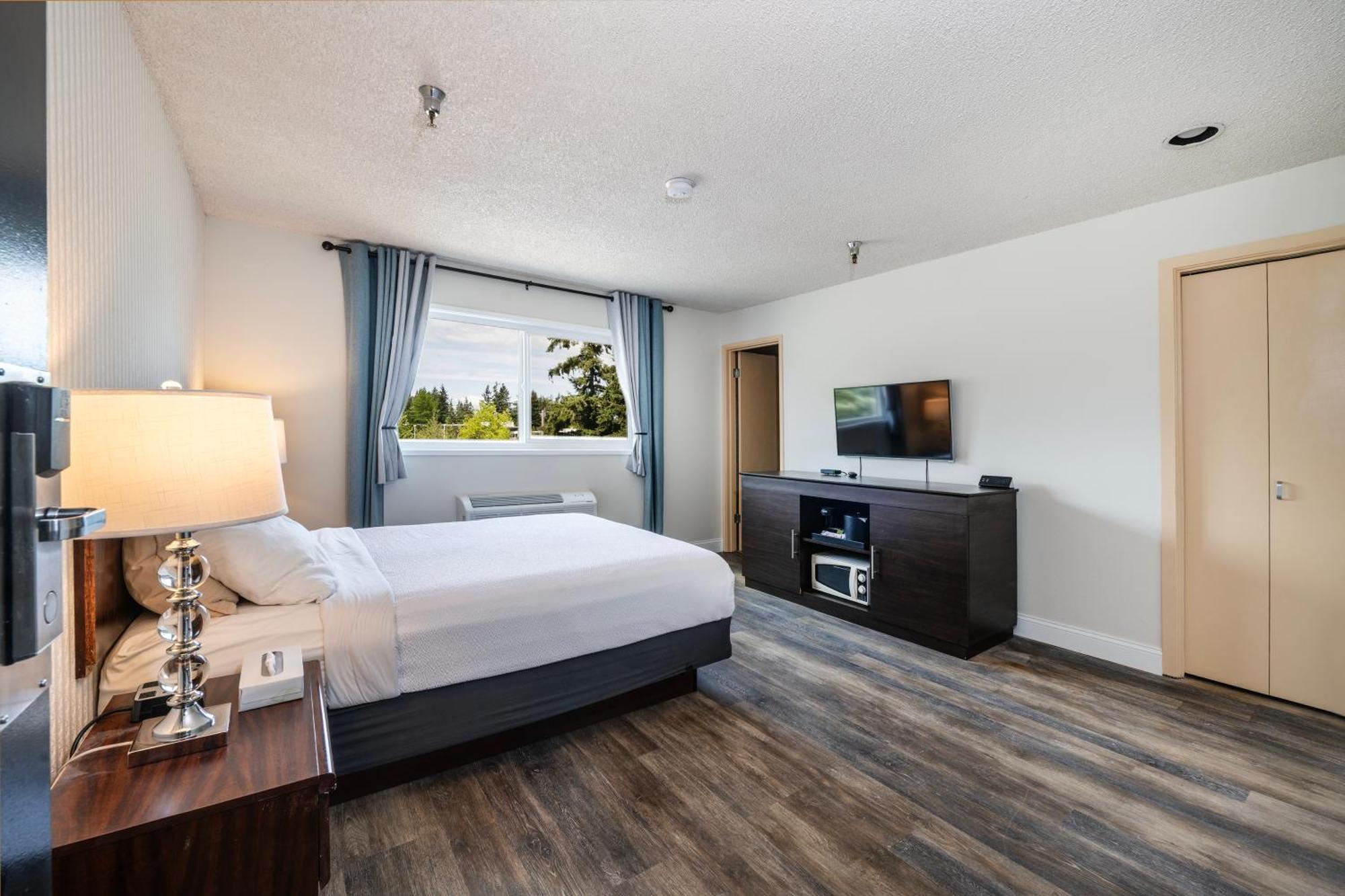 Hotel International Lynnwood Exterior photo